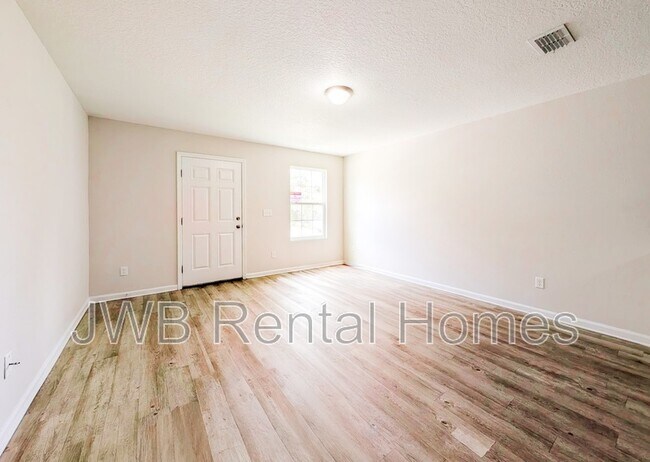 Photo - 8474 McGirts Village Ln
