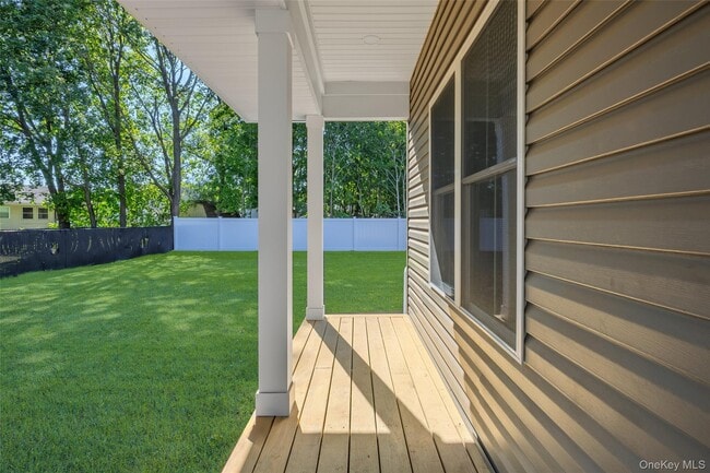 557 Canal Rd