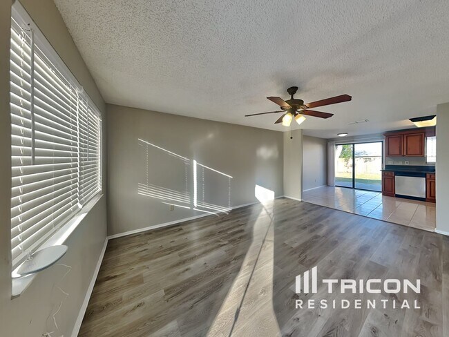 Photo - 1218 Piney Branch Circle Valrico FL