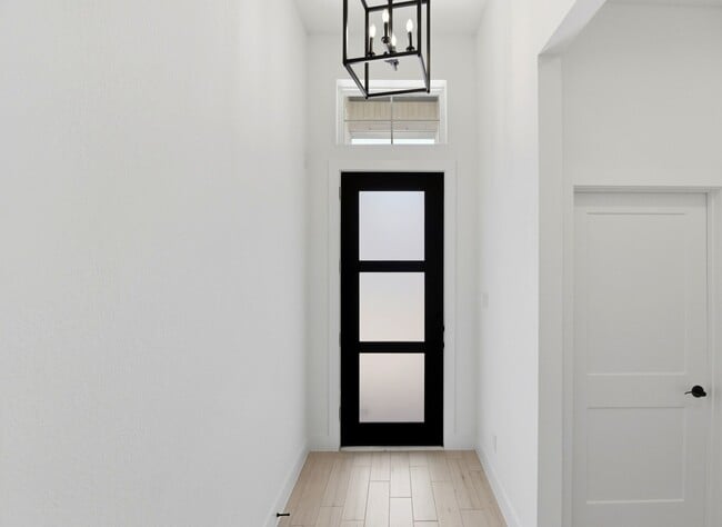 Photo - 11119 Midland Hawthorn Pl