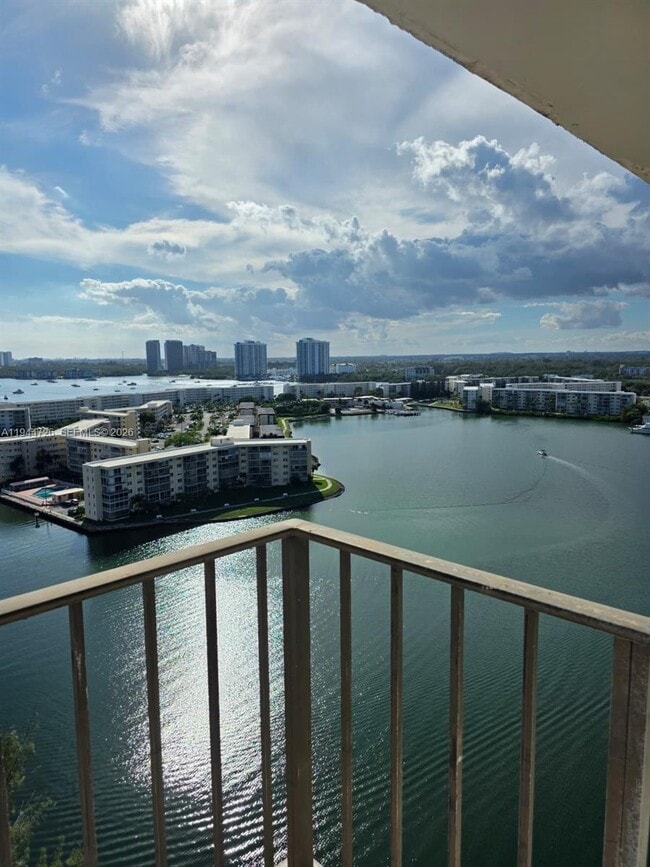 Photo - 18151 NE 31st Ct Unit 2009