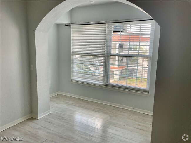 Building Photo - 23600 Walden Center Dr Unit 302 Rental