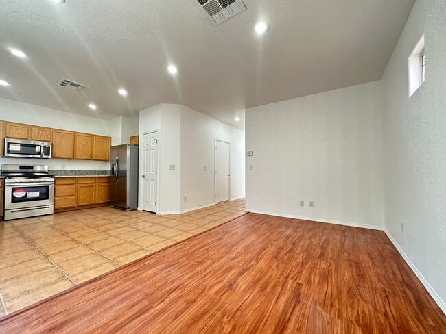 Photo - Single Family Home 3 Beds, 2.5 bath, 1 car garage