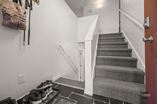 Photo - 6712 E 12th Ave