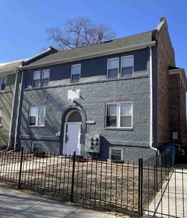 Photo - 1710 Trinidad Ave NE Unit 02