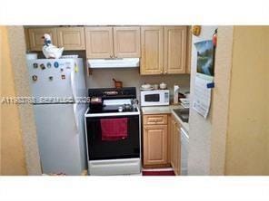 Photo - 9320 Fontainebleau Blvd