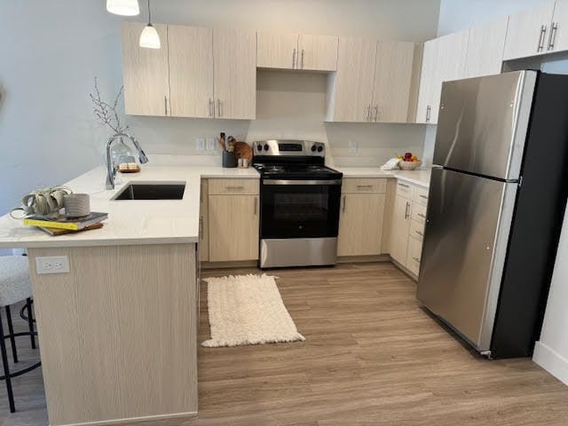 Photo - Streetcar Flats