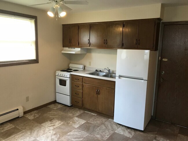Photo - Forestview 1 Bedroom Lower Unit Unit 1524-4