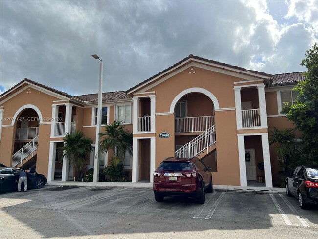 Building Photo - 17630 NW 73rd Ave Unit 203-4