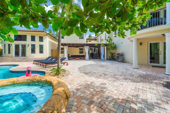 Photo - 1051 NE 89th St