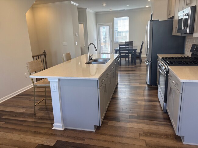 Room in Townhome on Hemlock Cone Wy