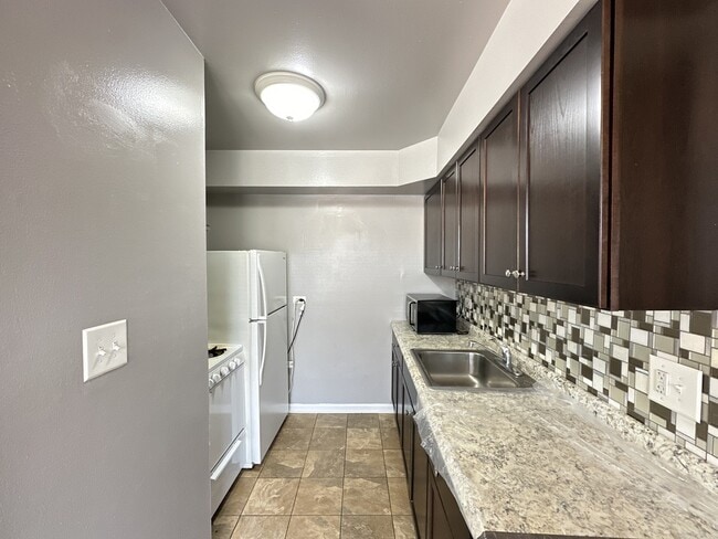 Photo - 9610 Ivanhoe Ave Unit 41