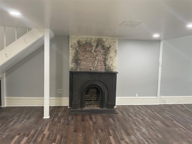 Photo - 2116 The Strand Unit 202