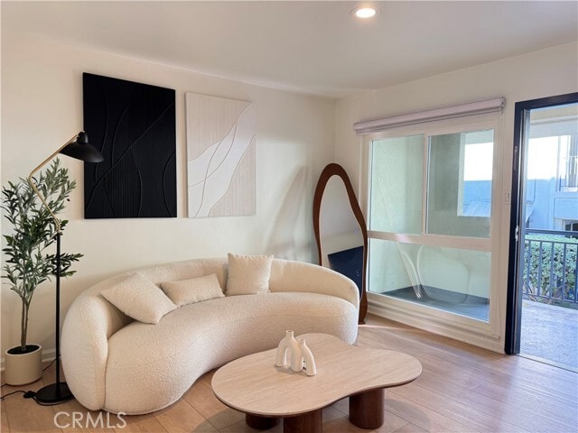 Photo - 251 N Oakland Ave Unidad 3