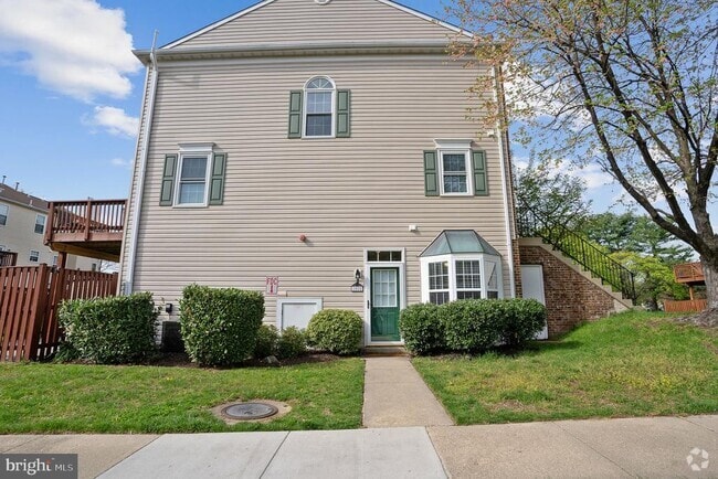 Building Photo - 1025 Simsbury Ct Rental