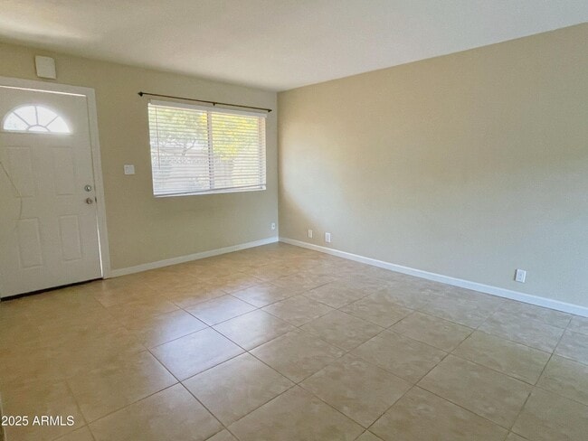 Photo - 3646 E Montecito Ave Unit 2