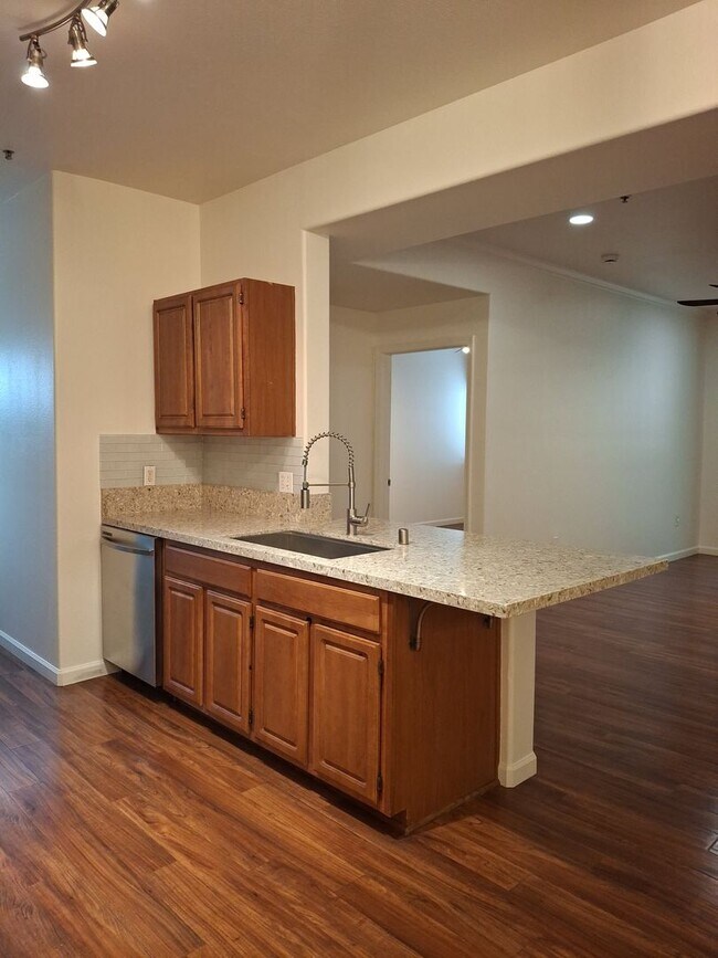 Photo - Modern Condominium - 3 Bed, 2 Bath - Gated Community - Access to Pool, Gym, and More!