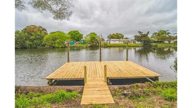 Photo - 1305 Estridge Dr