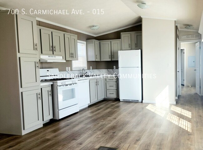 Photo - 700 S Carmichael Ave