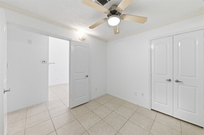 Photo - 12503 Newbrook Dr