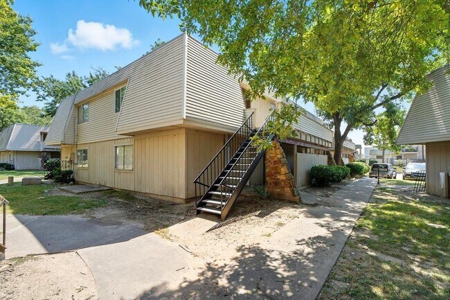 Photo - 6619 S Zunis Ave Unit 2806