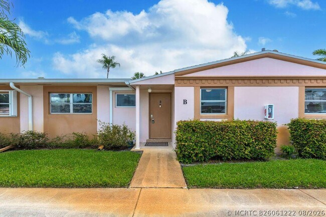 Photo - 2523 Dudley Dr W Unit B