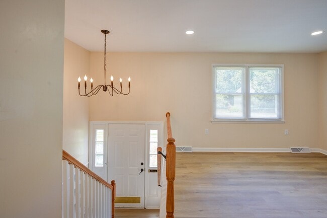 Photo - 3714 Pinewood Ave