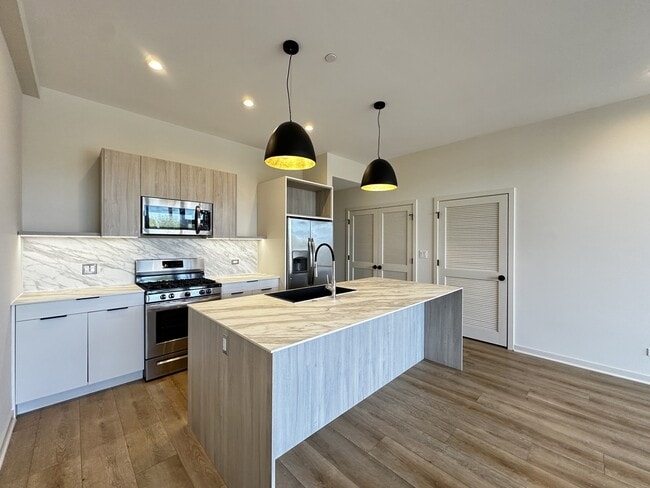 Photo - 6340 W Belmont Ave Unit 602