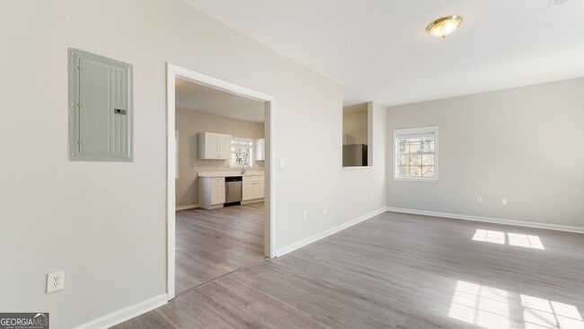 Photo - 848 Ridge Ave NW