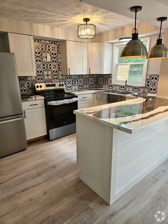Building Photo - 453 Cobblestone Ave NE Rental