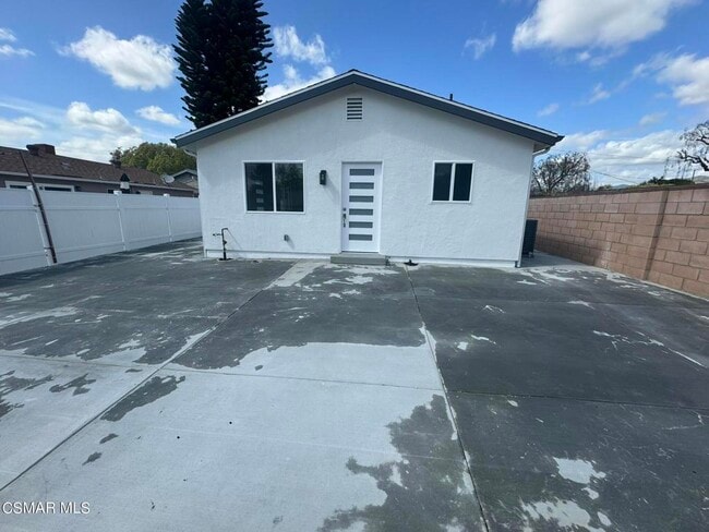 Photo - 2230 Marshall Avenue