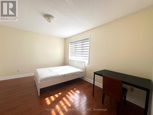 Photo - 37 Cartmel Dr