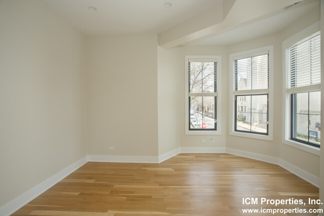 Photo - 1405 W Belden Ave Condo Unit 2258-2