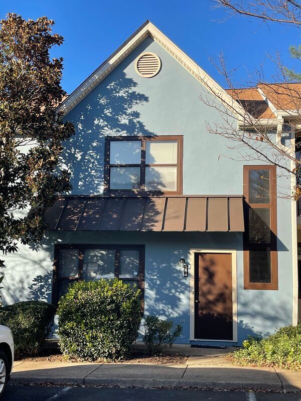 Photo - 584 Pebblecreek Ct