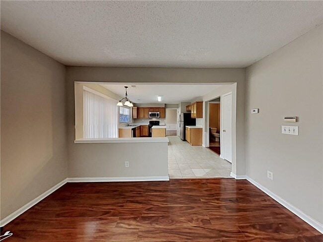 Photo - 3930 Lake Lanier Dr NW