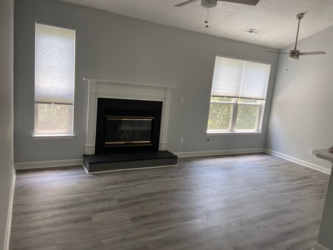 Photo - 3205 Jade Ct Unit 301