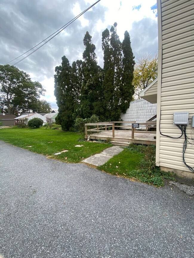 Photo - 111 S Spruce St Unit 111 S. SPRUCE ST. 1ST FL