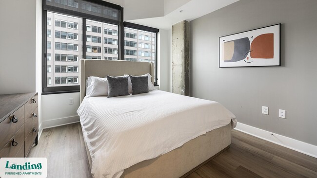 Photo - 5201 Leesburg Pike Unit 1042