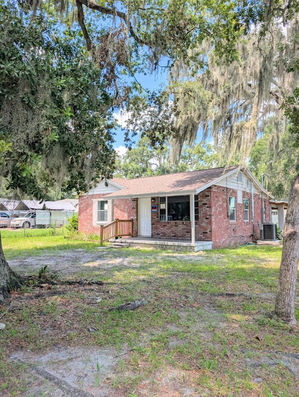 Photo - 748 Lakehurst St Casa