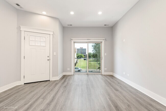 Photo - 4552 S Evans Ave Unit 1