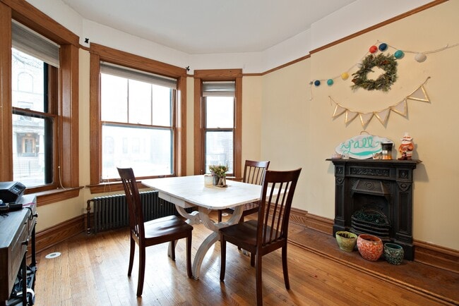 Photo - 3508 N Sheffield Ave Unit 1