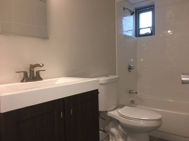 Photo - Belmont 1 Bed available Now