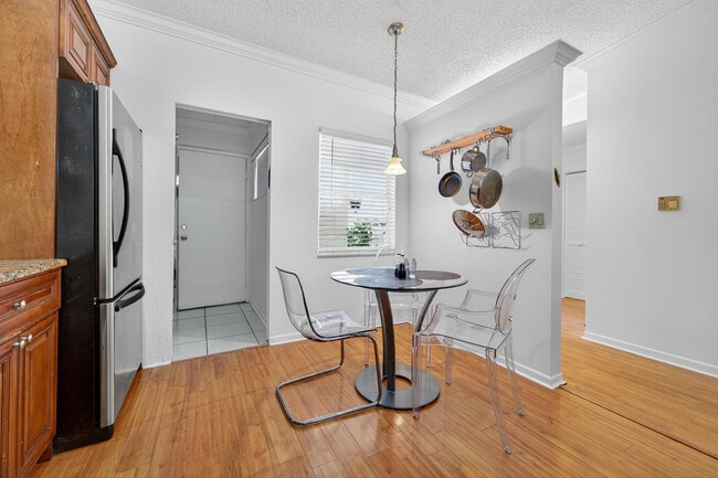 Photo - 6070 Sunny Manor Ct