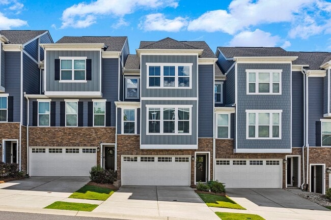 Gorgeous 4 bed 3.5 bath in Trinity Townes ... - Gorgeous 4 bed 3.5 bath in Trinity Townes ... Townhome