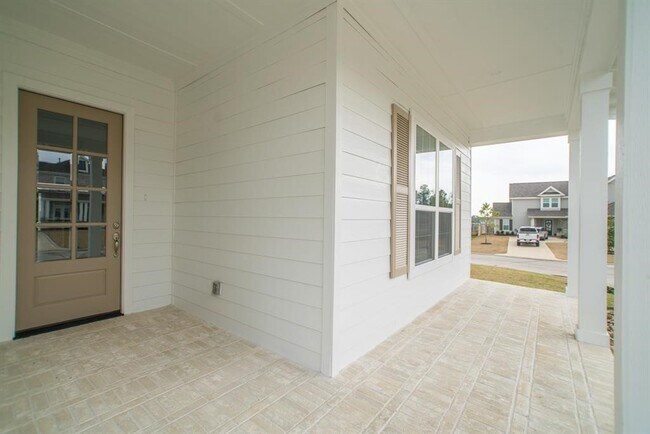 Photo - 2344 Goldenglade Dr