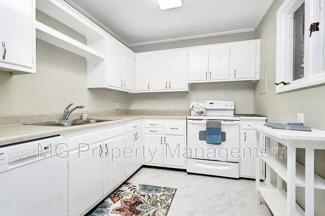 Photo - 5022 Furman Pl