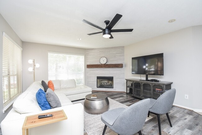 Photo - 8051 Bay Branch Dr Unit 112