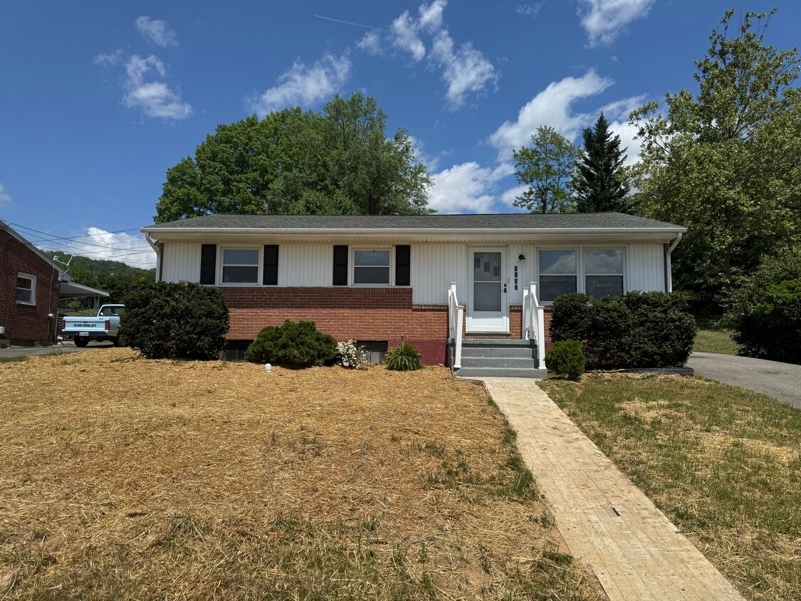 Photo - 1407 Longview Ave (Salem, VA)