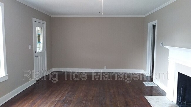 Photo - 307 Bessemer Super Hwy