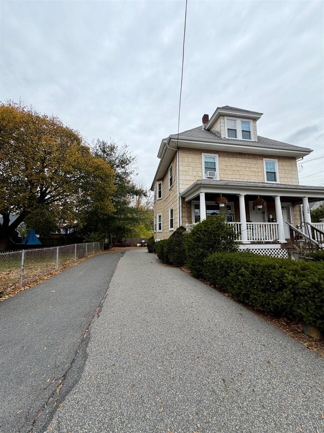 Photo - 134 N Union St